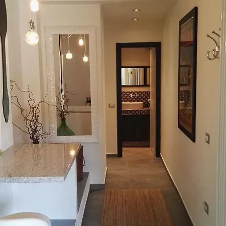 Le Pied-a-terre アパート *